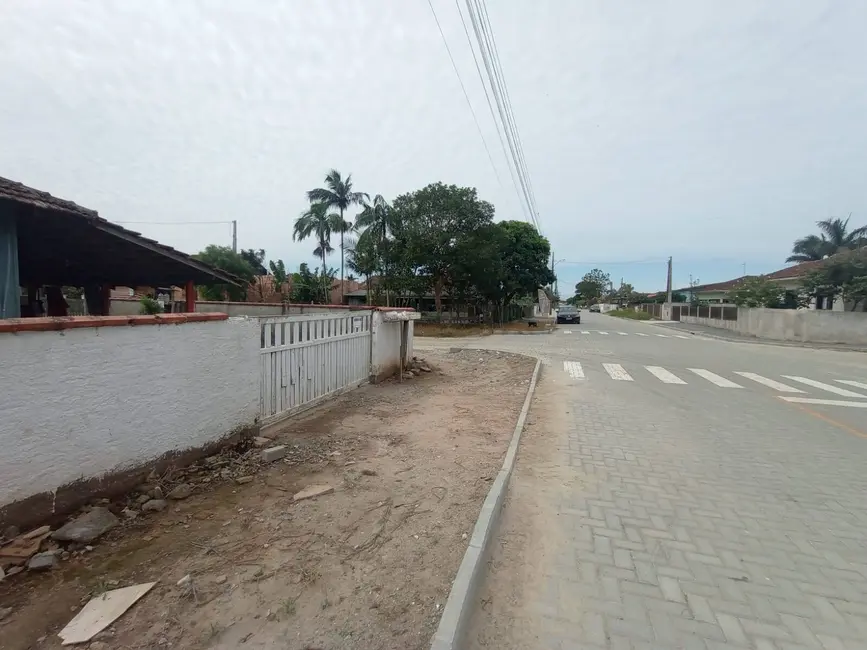 Foto 9 de Casa com 4 quartos à venda, 430m2 em Balneario Barra Do Sul - SC