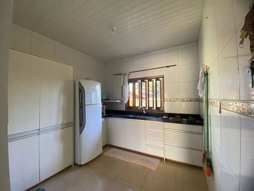 Foto 6 de Casa com 3 quartos à venda, 228m2 em Balneario Barra Do Sul - SC
