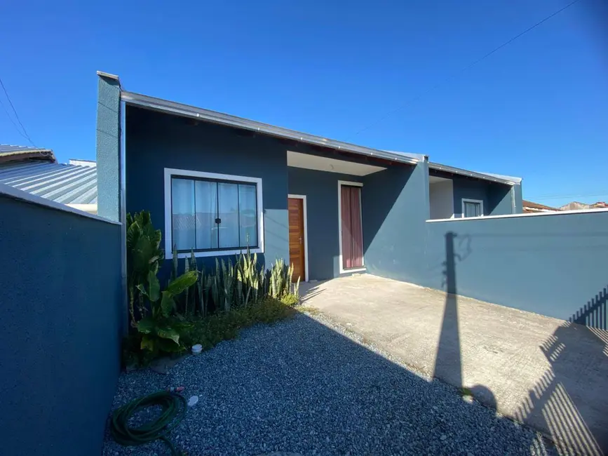 Foto 2 de Casa com 3 quartos à venda, 71m2 em Balneario Barra Do Sul - SC