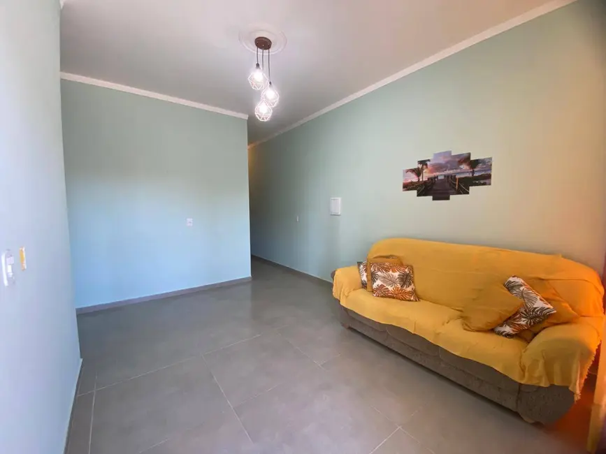 Foto 3 de Casa com 3 quartos à venda, 71m2 em Balneario Barra Do Sul - SC