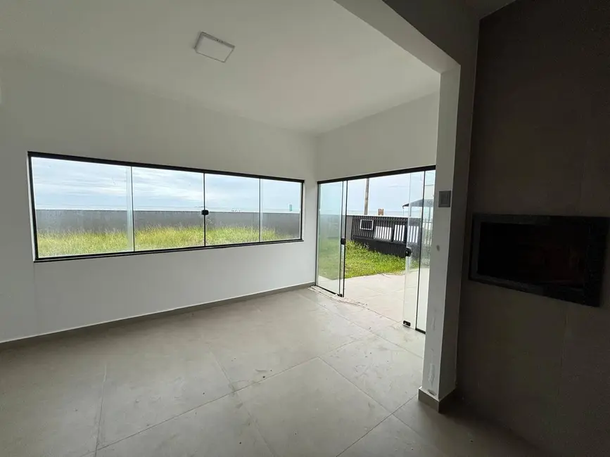 Foto 9 de Casa com 3 quartos à venda, 138m2 em Balneario Barra Do Sul - SC