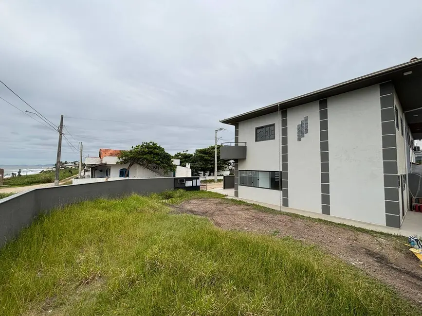 Foto 6 de Casa com 3 quartos à venda, 138m2 em Balneario Barra Do Sul - SC