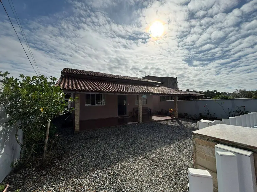 Foto 3 de Casa com 3 quartos à venda, 275m2 em Balneario Barra Do Sul - SC
