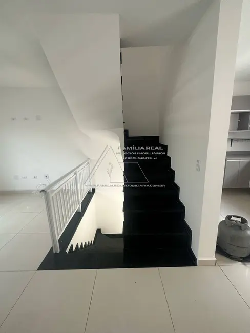 Sobrado com 3 quartos à venda, 114m2 em Parque Sevilha, São Paulo - SP - imagem 7 Foto 7 de Sobrado com 3 quartos à venda, 114m2 em Parque Sevilha, São Paulo - SP