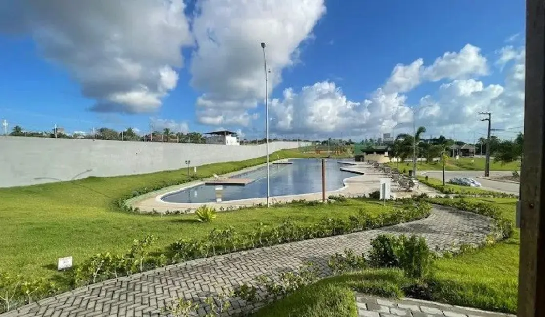 Foto 1 de Terreno / Lote à venda, 400m2 em Conde - PB