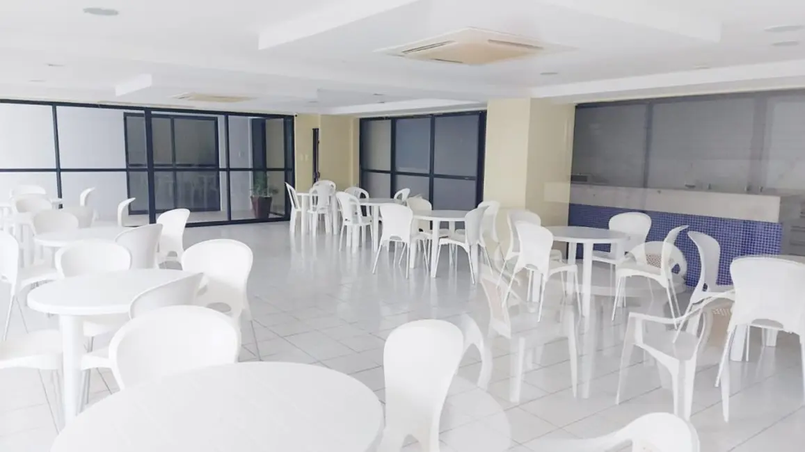 Foto 2 de Apartamento com 2 quartos à venda, 67m2 em Tambaú, Joao Pessoa - PB