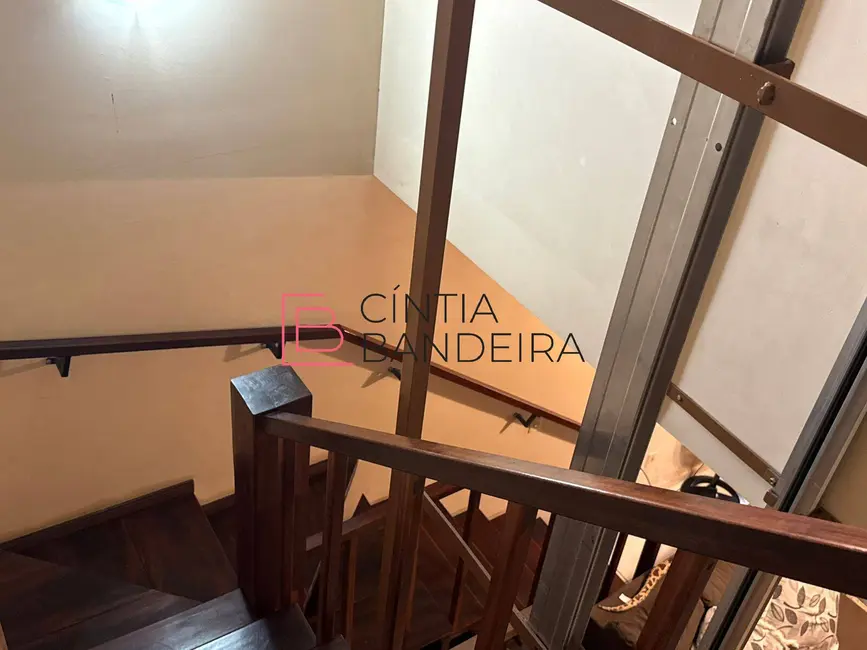 Foto 2 de Casa com 2 quartos à venda, 154m2 em Parque Urupês, Taubate - SP