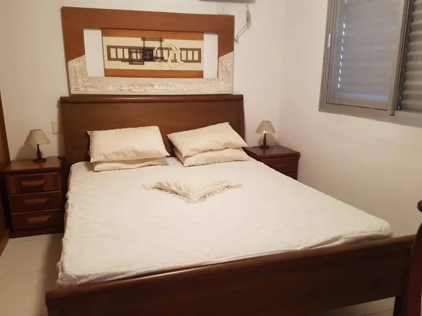 Foto 4 de Apartamento com 3 quartos à venda, 88m2 em Enseada, Guaruja - SP
