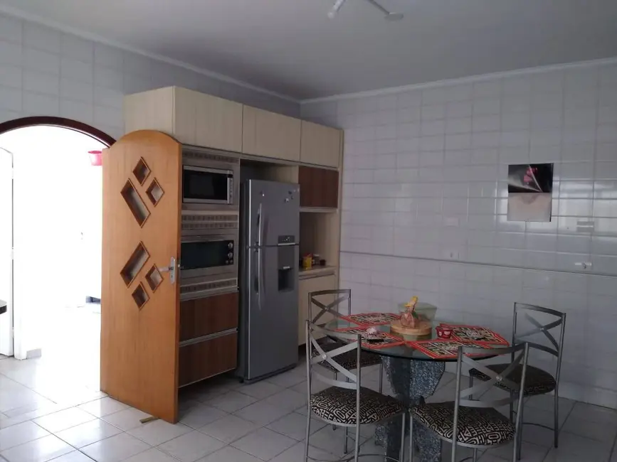 Casa com 5 quartos à venda, 368m2 em Olímpico, Sao Caetano Do Sul - SP - imagem 5 Foto 5 de Casa com 5 quartos à venda, 368m2 em Olímpico, Sao Caetano Do Sul - SP