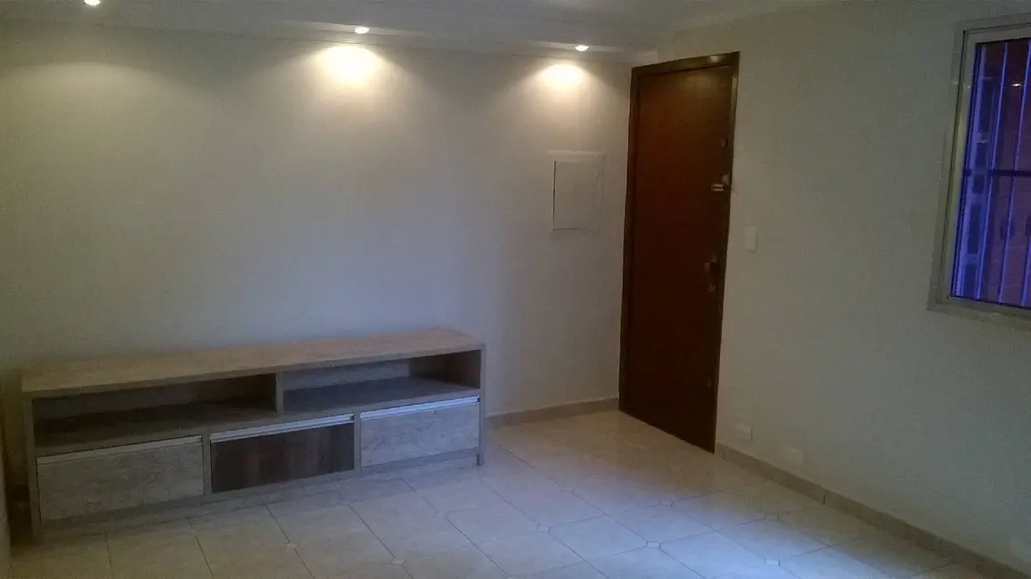 Foto 2 de Apartamento com 2 quartos à venda, 55m2 em Vila Camilópolis, Santo Andre - SP
