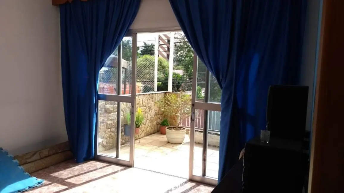 Sobrado com 3 quartos à venda, 150m2 em Nova Petrópolis, Sao Bernardo Do Campo - SP - imagem 1 Foto 1 de Sobrado com 3 quartos à venda, 150m2 em Nova Petrópolis, Sao Bernardo Do Campo - SP