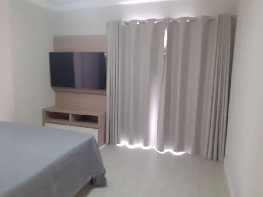Sobrado com 3 quartos à venda, 300m2 em Olímpico, Sao Caetano Do Sul - SP - imagem 8 Foto 8 de Sobrado com 3 quartos à venda, 300m2 em Olímpico, Sao Caetano Do Sul - SP