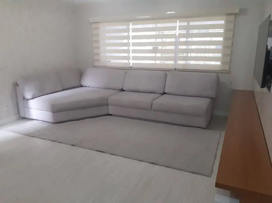Sobrado com 3 quartos à venda, 300m2 em Olímpico, Sao Caetano Do Sul - SP - imagem 2 Foto 2 de Sobrado com 3 quartos à venda, 300m2 em Olímpico, Sao Caetano Do Sul - SP