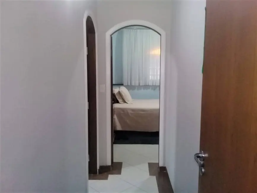Sobrado com 4 quartos à venda, 250m2 em Barcelona, Sao Caetano Do Sul - SP - imagem 6 Foto 6 de Sobrado com 4 quartos à venda, 250m2 em Barcelona, Sao Caetano Do Sul - SP