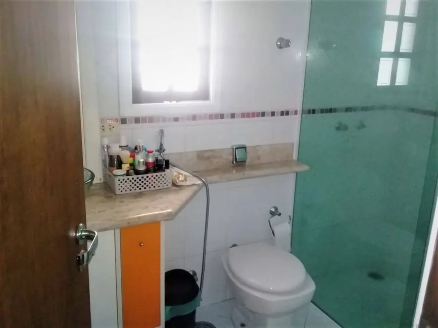 Sobrado com 4 quartos à venda, 250m2 em Barcelona, Sao Caetano Do Sul - SP - imagem 5 Foto 5 de Sobrado com 4 quartos à venda, 250m2 em Barcelona, Sao Caetano Do Sul - SP