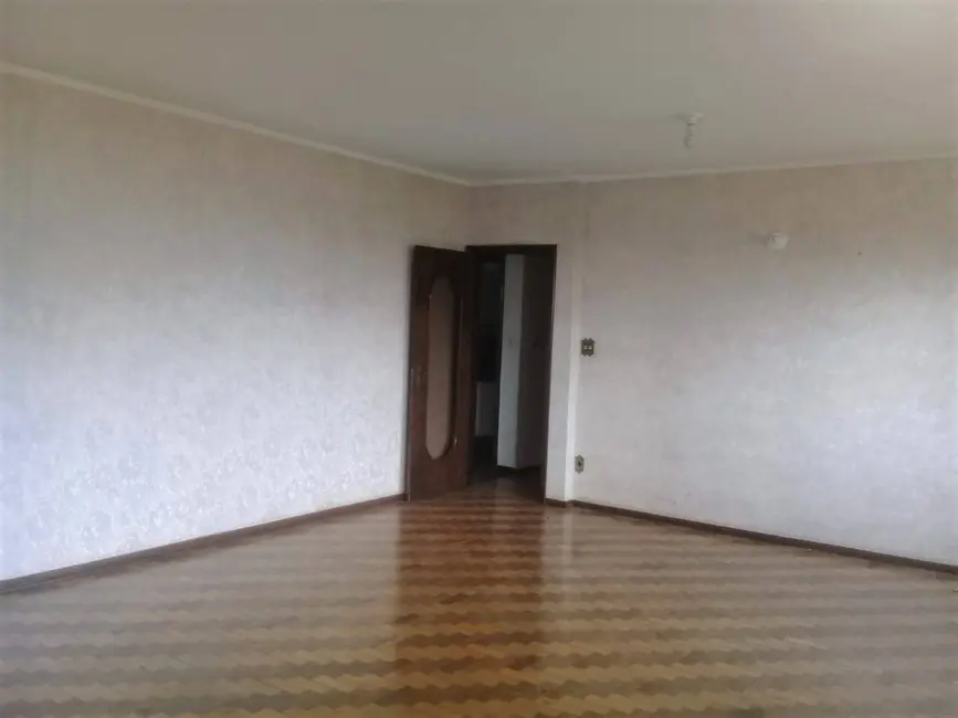 Apartamento com 4 quartos à venda, 200m2 em Santo Antônio, Sao Caetano Do Sul - SP - imagem 5 Foto 5 de Apartamento com 4 quartos à venda, 200m2 em Santo Antônio, Sao Caetano Do Sul - SP