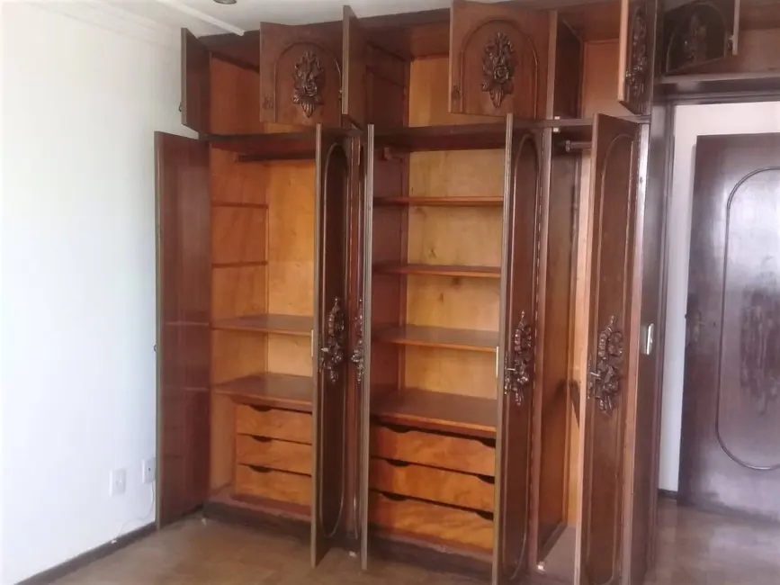 Apartamento com 4 quartos à venda, 200m2 em Santo Antônio, Sao Caetano Do Sul - SP - imagem 9 Foto 9 de Apartamento com 4 quartos à venda, 200m2 em Santo Antônio, Sao Caetano Do Sul - SP