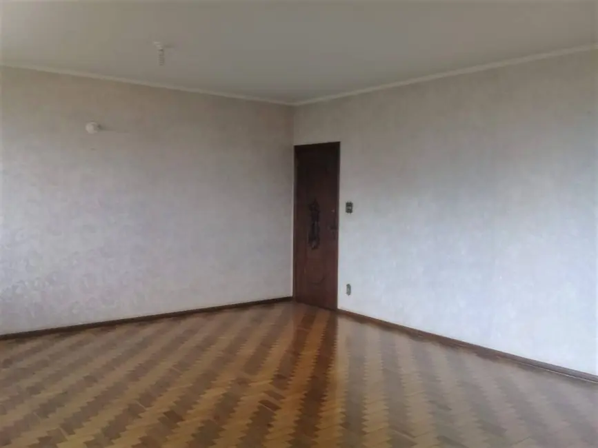 Apartamento com 4 quartos à venda, 200m2 em Santo Antônio, Sao Caetano Do Sul - SP - imagem 4 Foto 4 de Apartamento com 4 quartos à venda, 200m2 em Santo Antônio, Sao Caetano Do Sul - SP