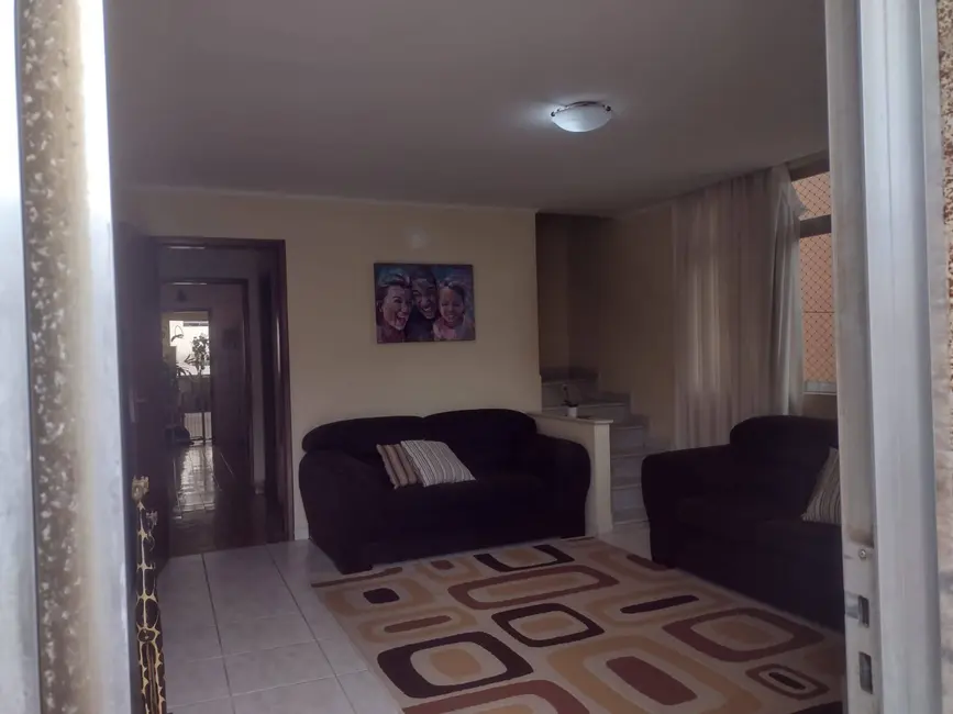 Casa com 5 quartos à venda, 350m2 em Santa Maria, Santo Andre - SP - imagem 2 Foto 2 de Casa com 5 quartos à venda, 350m2 em Santa Maria, Santo Andre - SP