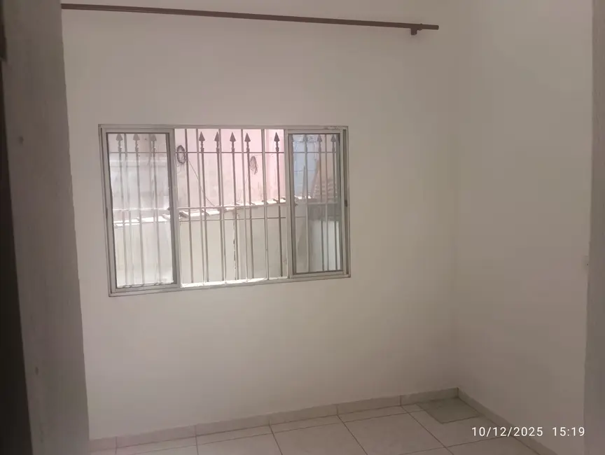 Casa com 1 quarto para alugar em Vila Palmares, Santo Andre - SP - imagem 4 Foto 4 de Casa com 1 quarto para alugar em Vila Palmares, Santo Andre - SP