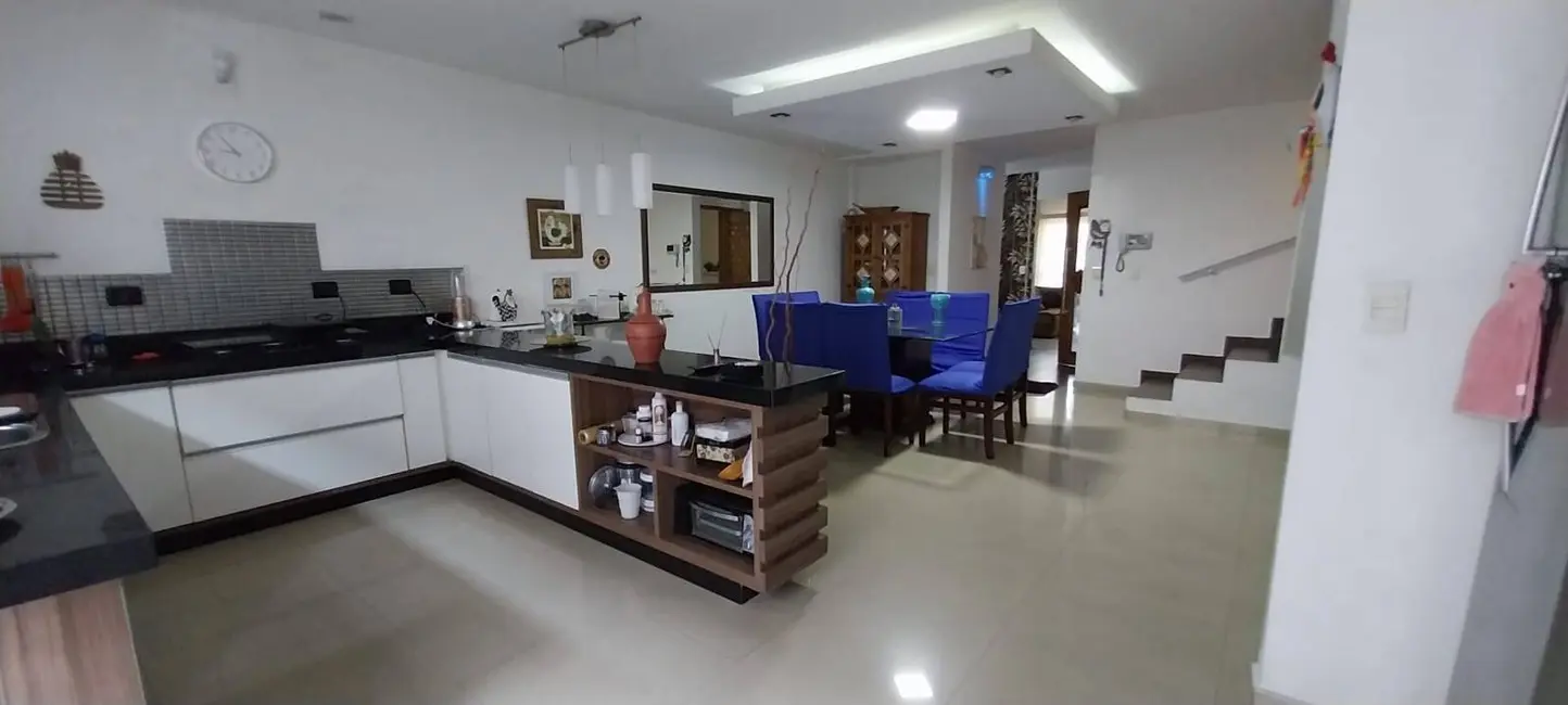 Foto 2 de Sobrado com 4 quartos à venda, 280m2 em Barcelona, Sao Caetano Do Sul - SP