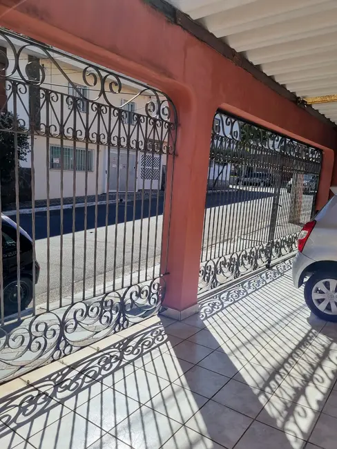 Foto 2 de Casa com 2 quartos à venda, 200m2 em Barcelona, Sao Caetano Do Sul - SP