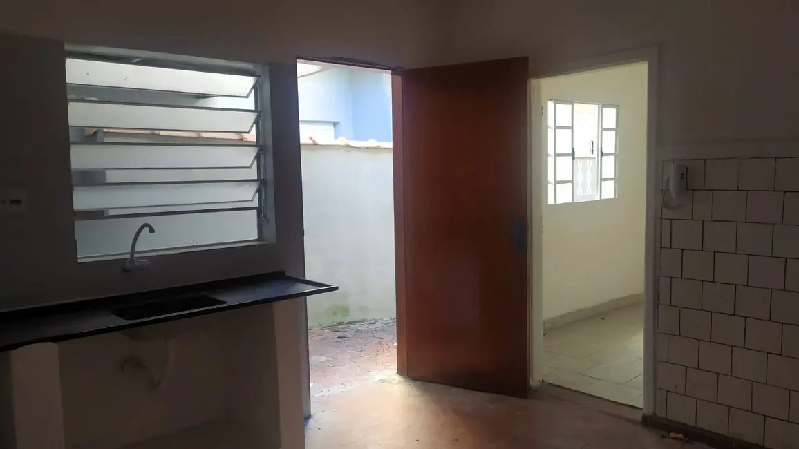 Casa com 1 quarto para alugar, 60m2 em Santa Maria, Sao Caetano Do Sul - SP - imagem 6 Foto 6 de Casa com 1 quarto para alugar, 60m2 em Santa Maria, Sao Caetano Do Sul - SP