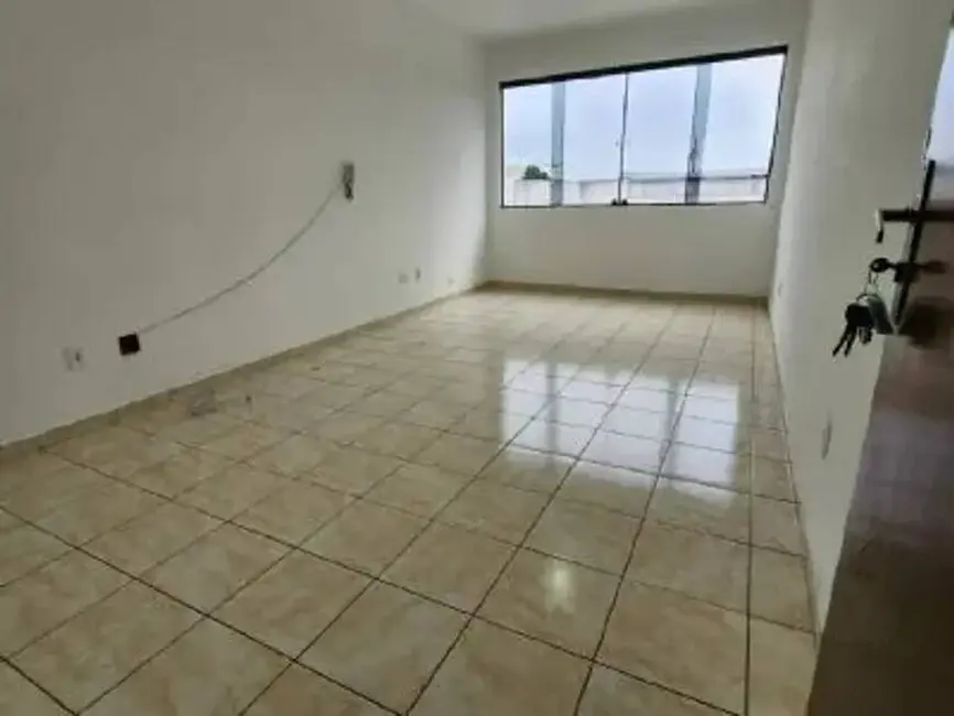 Sala Comercial para alugar, 30m2 em Santa Maria, Sao Caetano Do Sul - SP - imagem 2 Foto 2 de Sala Comercial para alugar, 30m2 em Santa Maria, Sao Caetano Do Sul - SP