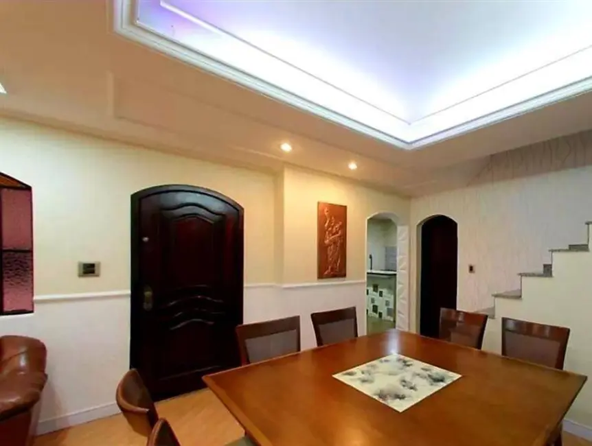 Sobrado com 4 quartos à venda, 210m2 em Barcelona, Sao Caetano Do Sul - SP - imagem 8 Foto 8 de Sobrado com 4 quartos à venda, 210m2 em Barcelona, Sao Caetano Do Sul - SP