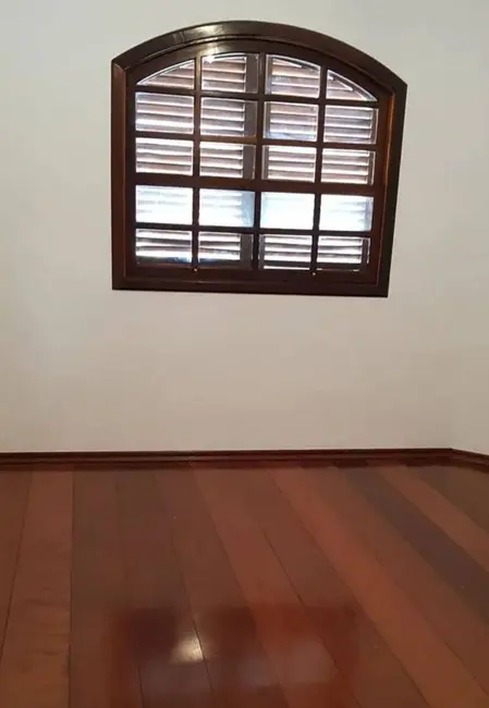 Foto 2 de Sobrado com 4 quartos à venda, 250m2 em Olímpico, Sao Caetano Do Sul - SP