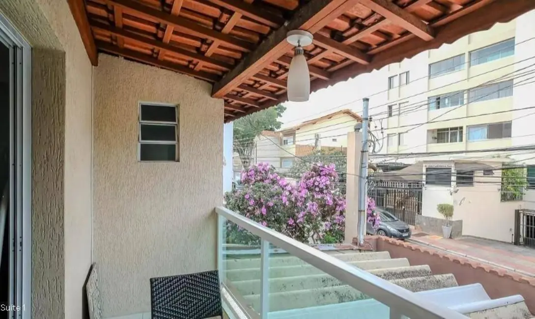 Casa com 4 quartos à venda, 128m2 em Santa Maria, Sao Caetano Do Sul - SP - imagem 1 Foto 1 de Casa com 4 quartos à venda, 128m2 em Santa Maria, Sao Caetano Do Sul - SP