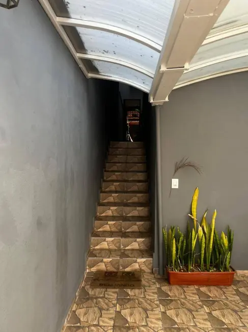 Foto 2 de Casa com 3 quartos à venda, 225m2 em Olímpico, Sao Caetano Do Sul - SP