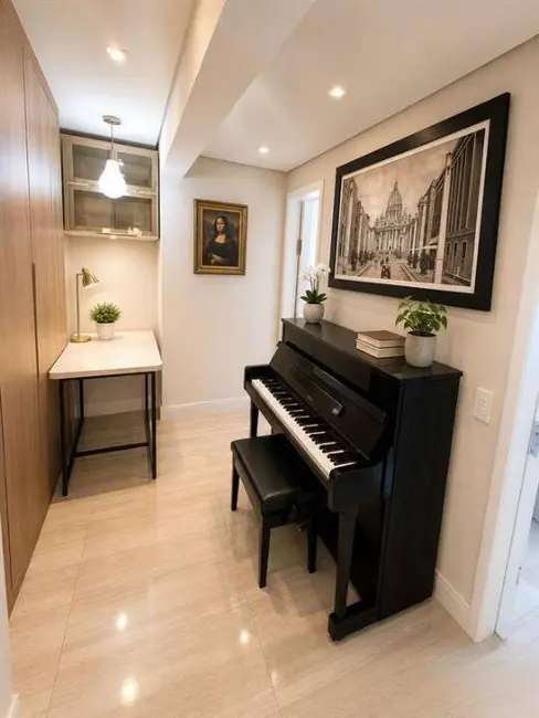 Apartamento com 3 quartos para alugar, 157m2 em Santa Paula, Sao Caetano Do Sul - SP - imagem 8 Foto 8 de Apartamento com 3 quartos para alugar, 157m2 em Santa Paula, Sao Caetano Do Sul - SP