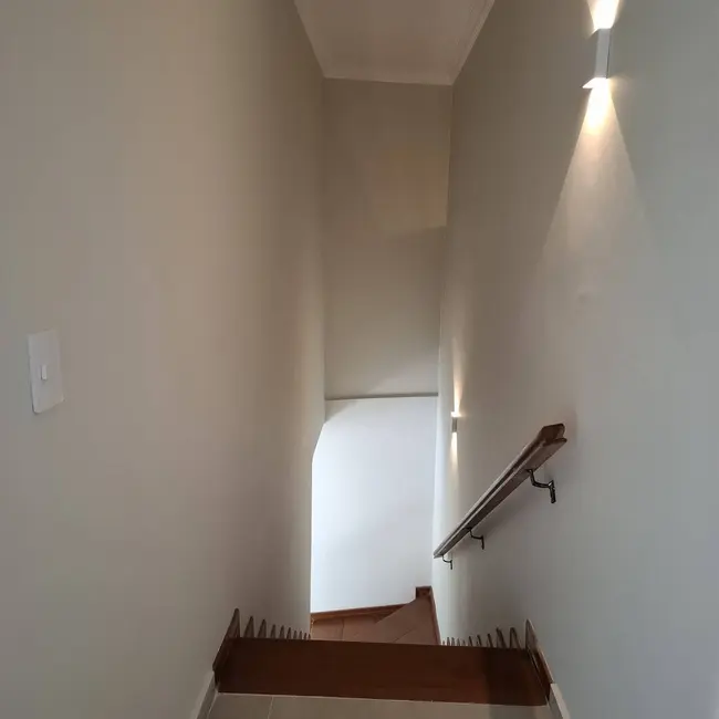 Sobrado com 4 quartos para alugar, 156m2 em Santa Maria, Sao Caetano Do Sul - SP - imagem 7 Foto 7 de Sobrado com 4 quartos para alugar, 156m2 em Santa Maria, Sao Caetano Do Sul - SP