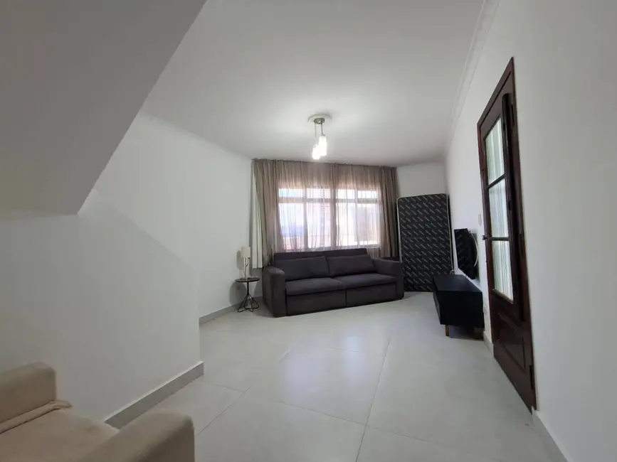 Casa com 3 quartos para alugar em Santa Maria, Sao Caetano Do Sul - SP - imagem 1 Foto 1 de Casa com 3 quartos para alugar em Santa Maria, Sao Caetano Do Sul - SP