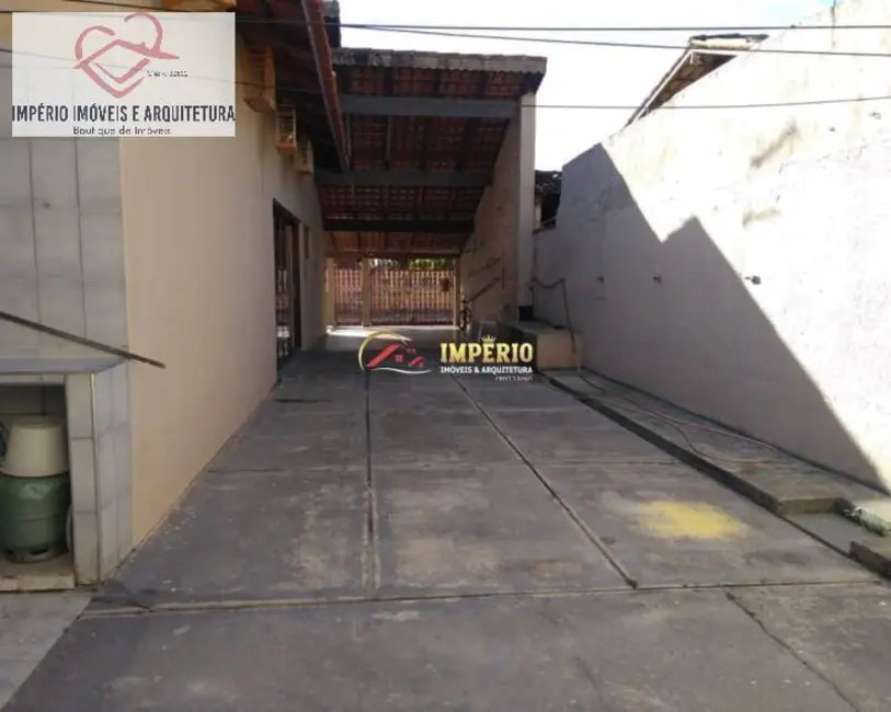 Foto 3 de Casa à venda, 140m2 em Balneário dos Golfinhos, Caraguatatuba - SP