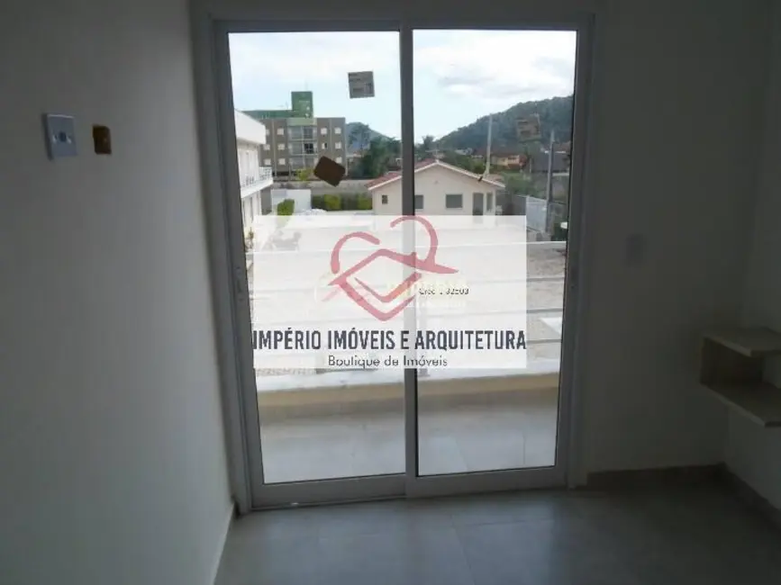 Foto 22 de Sobrado à venda em Balneário Gardem Mar, Caraguatatuba - SP