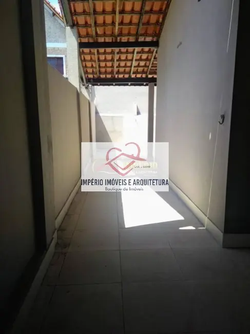 Casa à venda, 210m2 em Praia das Palmeiras, Caraguatatuba - SP - imagem 5 Foto 5 de Casa à venda, 210m2 em Praia das Palmeiras, Caraguatatuba - SP