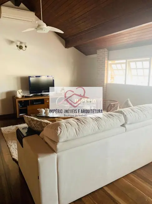 Foto 10 de Sobrado à venda, 300m2 em Indaiá, Caraguatatuba - SP