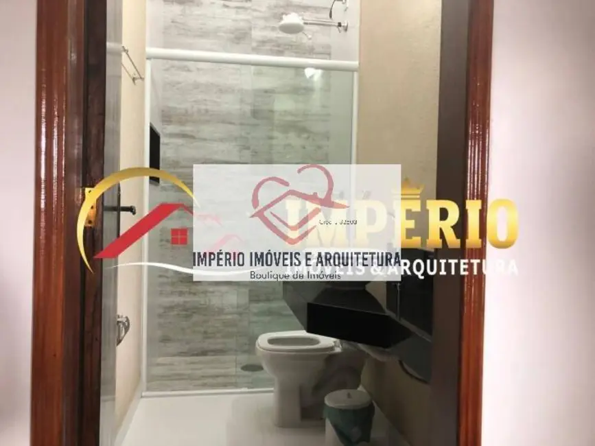 Foto 2 de Sobrado à venda, 110m2 em Martim de Sá, Caraguatatuba - SP