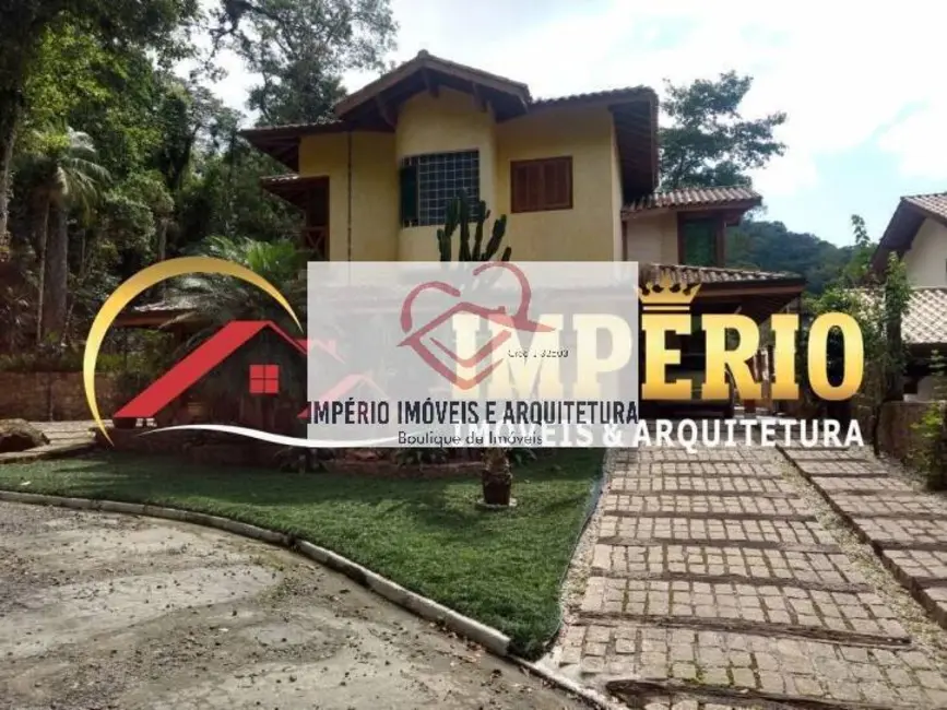 Foto 1 de Sobrado à venda em Massaguaçu, Caraguatatuba - SP