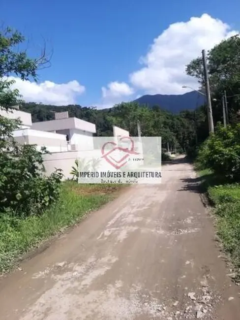 Foto 5 de Terreno / Lote à venda, 312m2 em Massaguaçu, Caraguatatuba - SP
