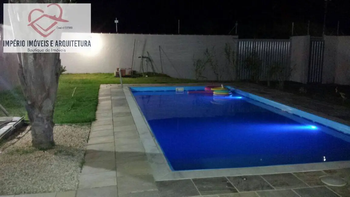 Foto 7 de Casa com 3 quartos para alugar em Caraguatatuba - SP