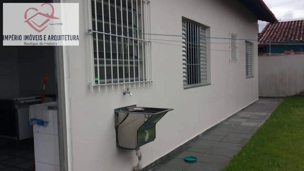 Foto 3 de Casa com 3 quartos para alugar em Caraguatatuba - SP