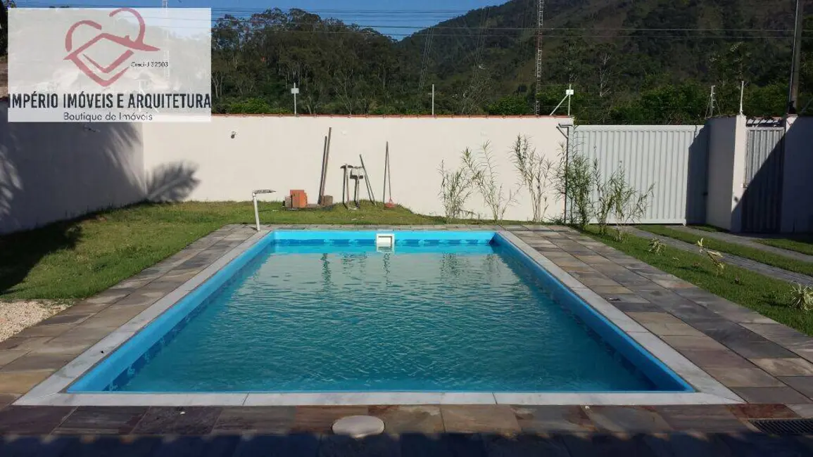 Foto 6 de Casa com 3 quartos para alugar em Caraguatatuba - SP