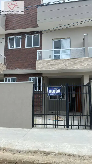Sobrado com 2 quartos para alugar em Balneário dos Golfinhos, Caraguatatuba - SP - imagem 2 Foto 2 de Sobrado com 2 quartos para alugar em Balneário dos Golfinhos, Caraguatatuba - SP