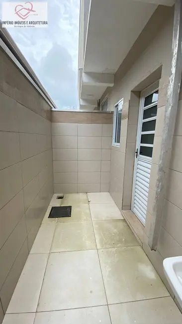 Sobrado com 2 quartos para alugar em Balneário dos Golfinhos, Caraguatatuba - SP - imagem 5 Foto 5 de Sobrado com 2 quartos para alugar em Balneário dos Golfinhos, Caraguatatuba - SP