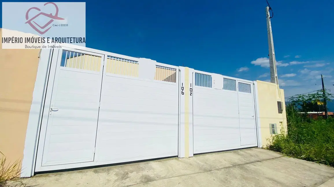 Foto 1 de Casa com 2 quartos à venda em Balneário dos Golfinhos, Caraguatatuba - SP