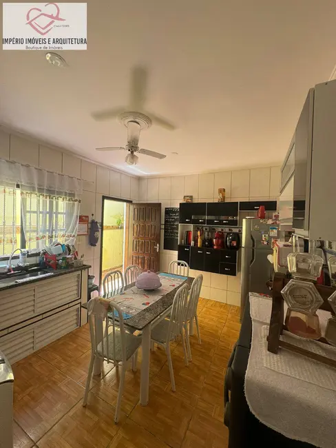 Foto 6 de Casa com 2 quartos à venda em Balneário dos Golfinhos, Caraguatatuba - SP