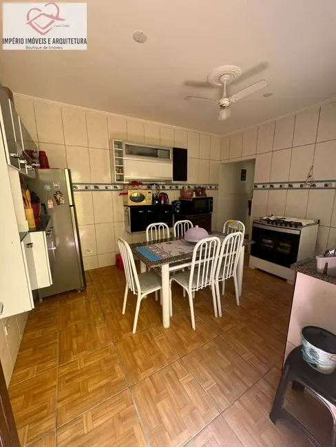 Foto 8 de Casa com 2 quartos à venda em Balneário dos Golfinhos, Caraguatatuba - SP